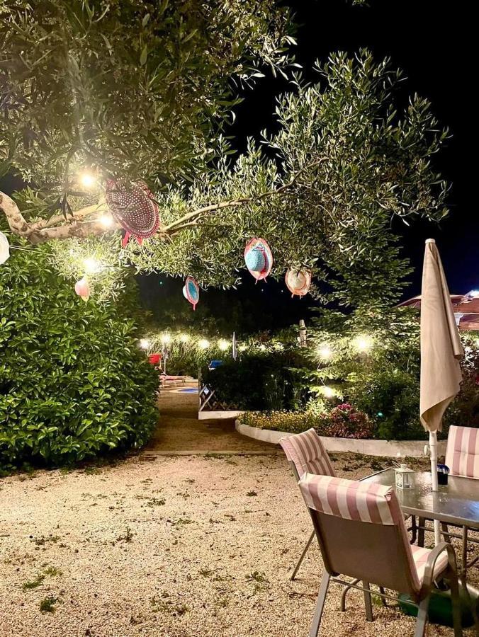 Mirella Charming Bed & Breakfast อัลเบโรเบลโล ภายนอก รูปภาพ