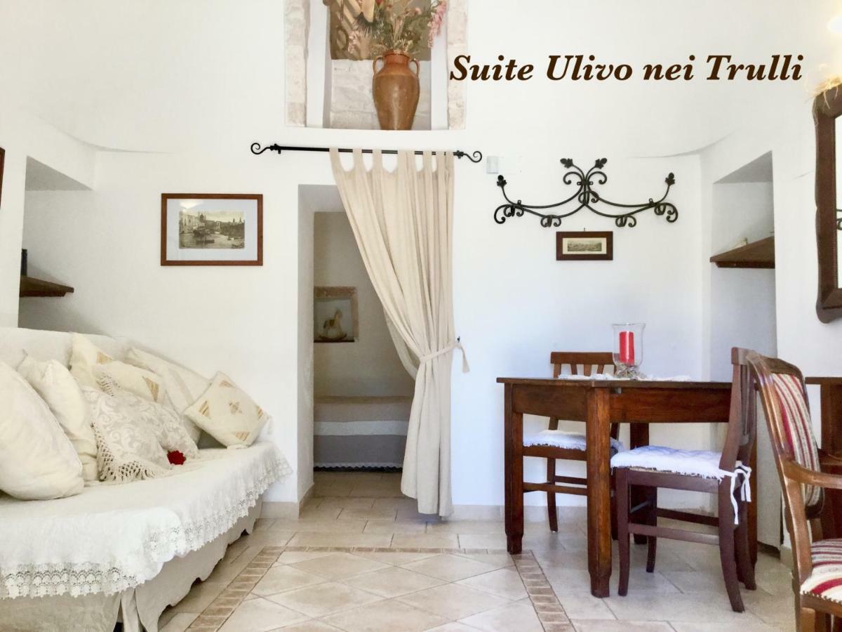 Mirella Charming Bed & Breakfast อัลเบโรเบลโล ภายนอก รูปภาพ